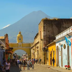 Ave Del Paraiso , Antigua Guatemala