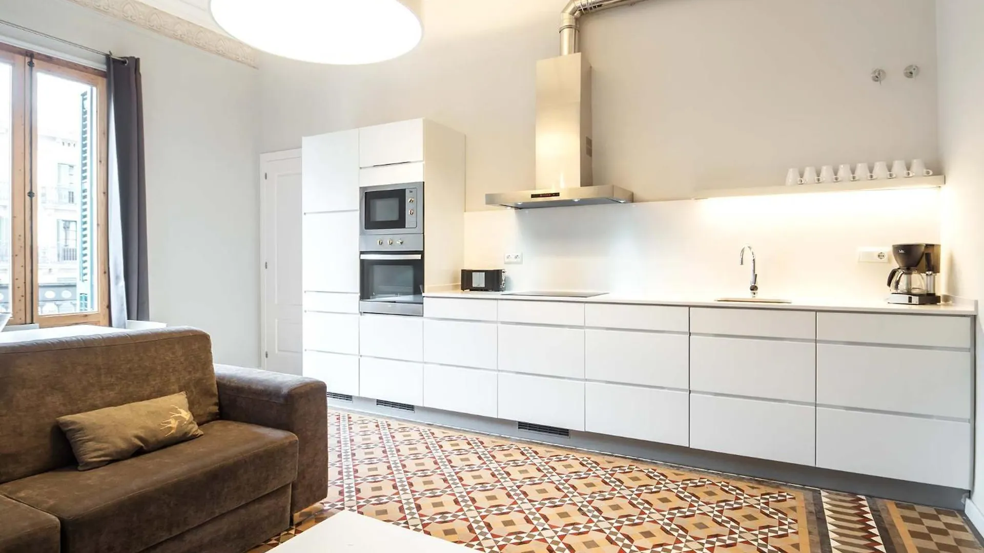 Rent Top Apartments Rambla Catalunya Барселона