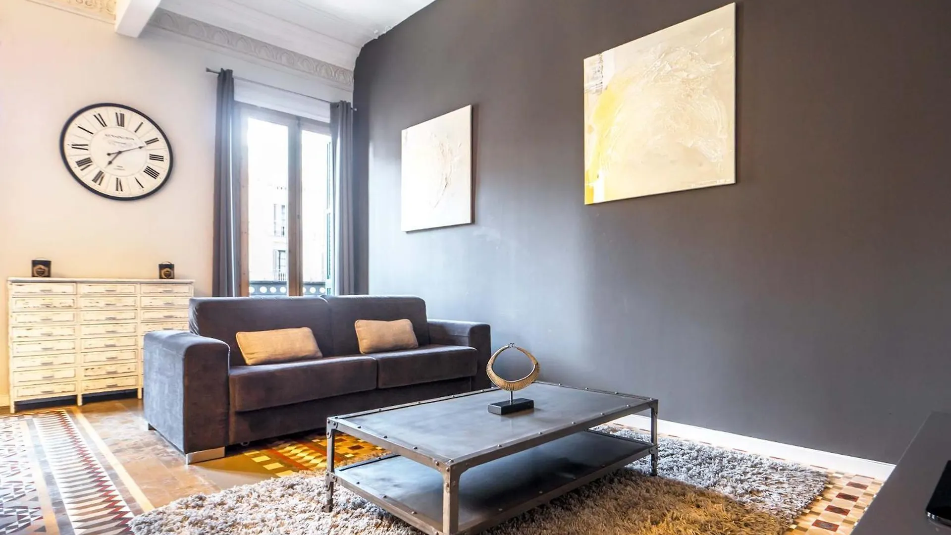 Rent Top Apartments Rambla Catalunya Барселона