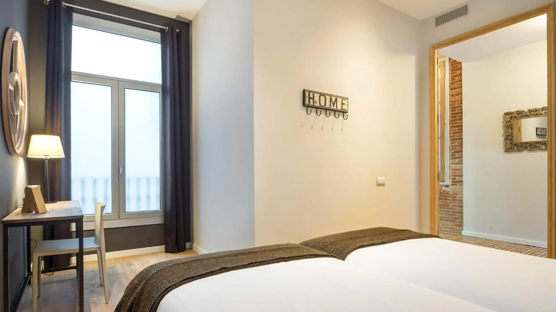 Rent Top Apartments Rambla Catalunya Барселона