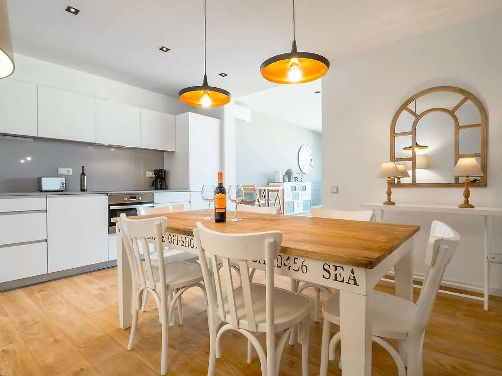Rent Top Apartments Rambla Catalunya Барселона